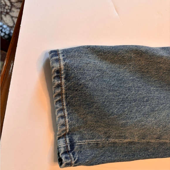 Everlane 90's Cheeky Jeans - Picture 7 of 15
